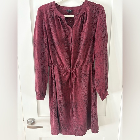 RAILS | Women’s 100% Silk Drawstring Hana Shirt Dress In Red Python Size M - Picture 2 of 8